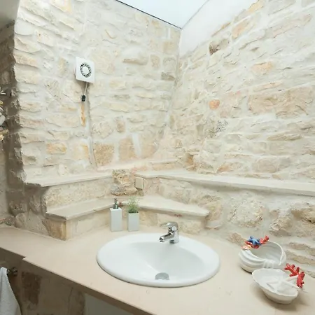 Sweet Trullo On The - Unique Seafront House With Private Patio And Direct 