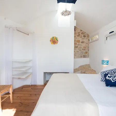 Sweet Trullo On The - Unique Seafront House With Private Patio And Direct 